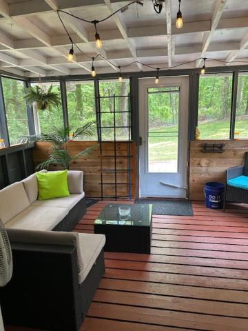 Serene Retreat! 420 Friendly In Designated Area, 3 Minutes To Downtown Ρίτσμοντ Εξωτερικό φωτογραφία
